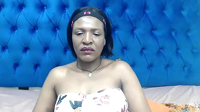 SpicyQueenxxxx online show from April 2026 07:53:01 PM