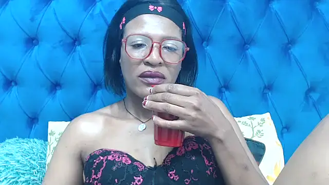 SpicyQueenxxxx online show from March 2026 04:19:01 PM