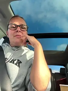 scrummymummy2 online show from November 2025 10:48:01 AM