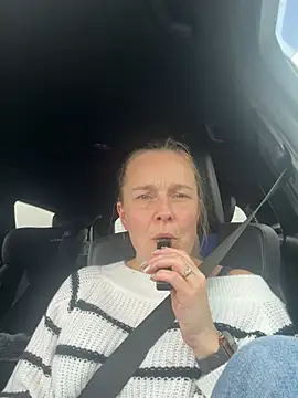 scrummymummy2 online show from March 2026 12:55:01 PM