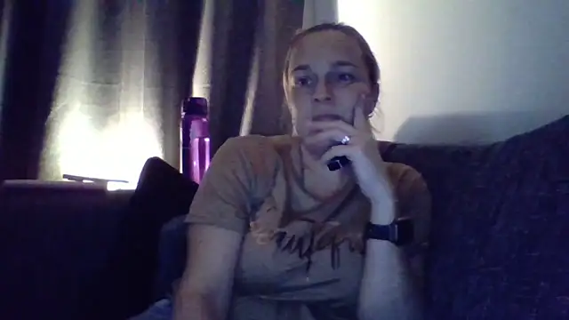 Snapshot of scrummymummy2 chatting on May 2026 08:38:02 PM scrummymummy2 online show from May 2026 08:38:02 PM