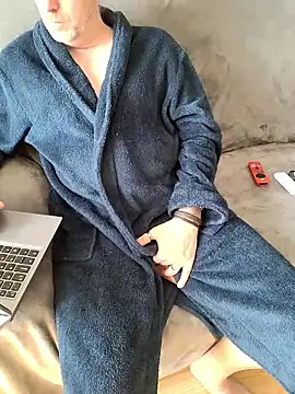 JulianJ50 online show from April 2026 12:12:02 PM