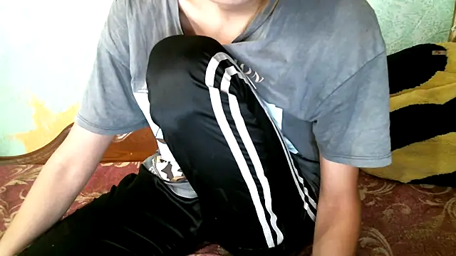 DennisXCaroll online show from December 2025 07:45:01 AM