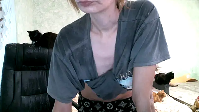 DennisXCaroll online show from February 2026 06:48:02 AM