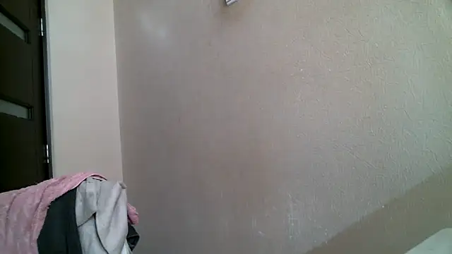 Snapshot of DennisXCaroll chatting on February 2025 09:21:02 AM DennisXCaroll online show from February 2025 09:21:02 AM