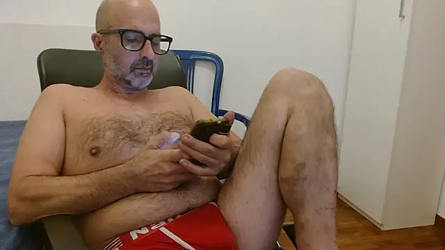 newsimo74 online show from September 2025 06:14:02 PM