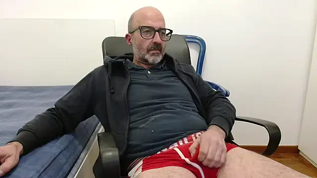 newsimo74 online show from October 2025 07:15:02 PM