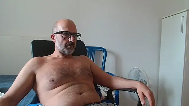 newsimo74 online show from September 2025 11:54:02 AM