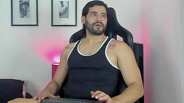 Snapshot of Dereck_vega chatting on July 2026 10:38:02 PM Dereck vega online show from July 2026 10:38:02 PM