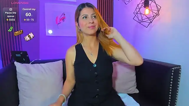 Snapshot of Nahiajhonson_ chatting on February 2026 01:32:01 PM Nahiajhonson online show from February 2026 01:32:01 PM