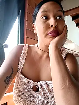 SamaraJay1 online show from December 2025 02:51:01 PM