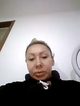 coral smitth online show from November 2025 03:05:02 PM