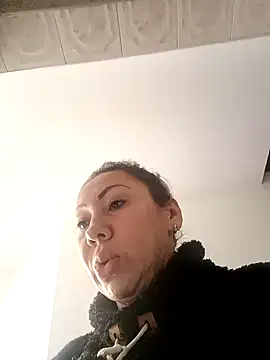 coral smitth online show from April 2026 01:28:02 PM