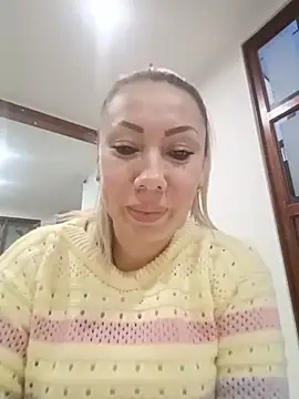 Snapshot of coral_smitth chatting on July 2026 11:16:02 PM coral smitth online show from July 2026 11:16:02 PM