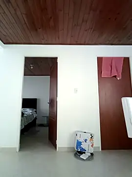 coral smitth online show from April 2026 05:08:02 PM