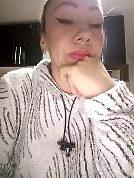 coral smitth online show from March 2025 11:23:01 PM
