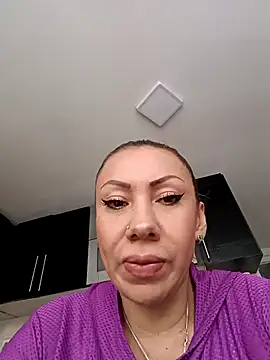 coral smitth online show from March 2025 08:10:02 PM
