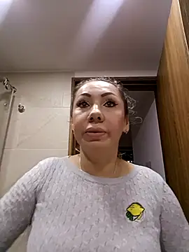 coral smitth online show from November 2025 06:19:01 PM