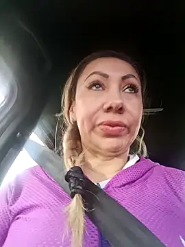 coral smitth online show from April 2026 12:12:02 PM