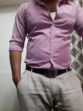 Guyinshortss online show from April 2026 07:17:02 PM