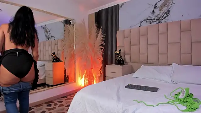 EmmaTorres  online show from March 2026 09:54:01 PM