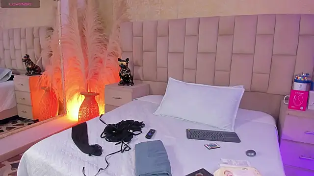 EmmaTorres  online show from January 2026 09:52:02 PM