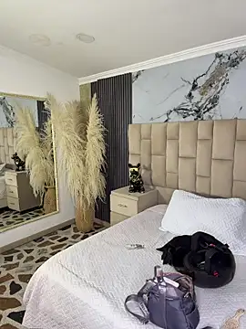 EmmaTorres  online show from February 2026 09:10:02 PM