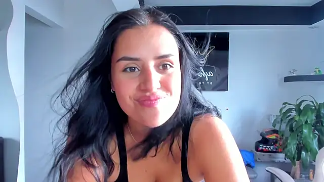 EmmaTorres  online show from February 2025 08:56:01 PM