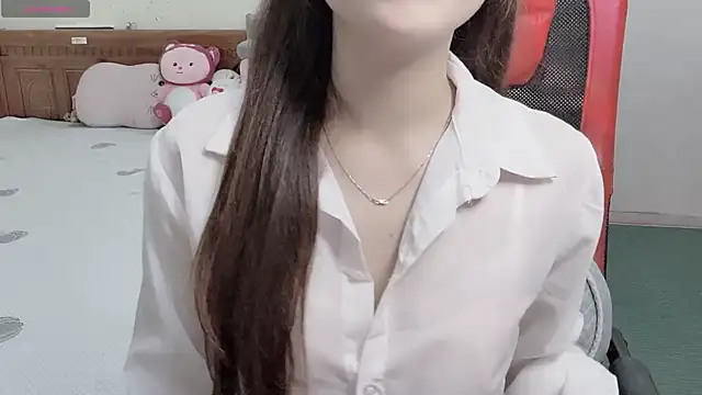 Snapshot of TrinhH_Nabbi chatting on June 2026 12:33:01 PM TrinhH Nabbi online show from June 2026 12:33:01 PM