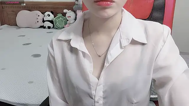 Snapshot of TrinhH_Nabbi chatting on July 2026 09:17:01 AM TrinhH Nabbi online show from July 2026 09:17:01 AM