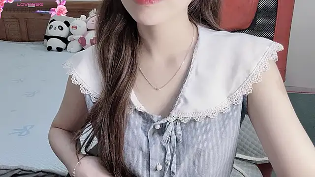 TrinhH Nabbi online show from April 2026 02:33:01 PM