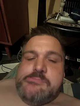 Snapshot of Ronny2510 chatting on November 2025 09:29:01 PM Ronny2510 online show from November 2025 09:29:01 PM
