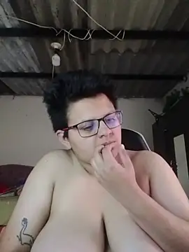 tatsumi nao online show from November 2025 08:31:02 PM