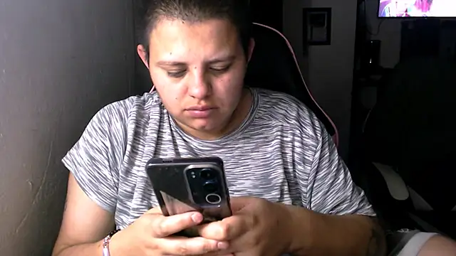 tatsumi nao online show from February 2026 12:53:01 AM