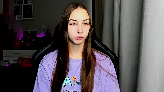 Sm0ly online show from October 2025 02:06:01 AM