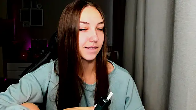 Sm0ly online show from October 2025 02:02:01 AM