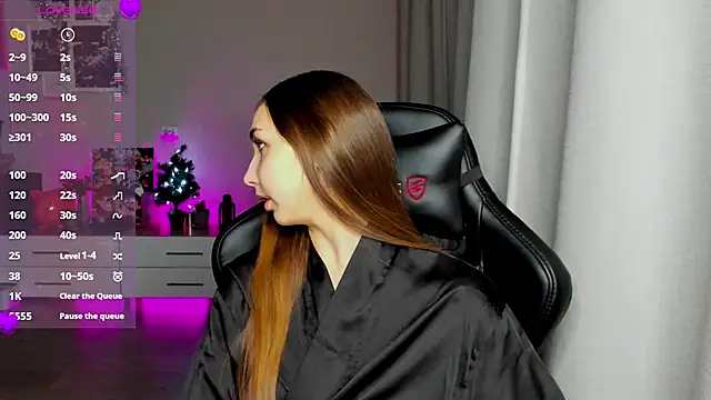 Sm0ly online show from December 2024 01:21:01 AM