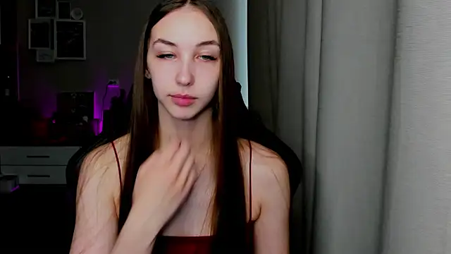 Sm0ly online show from May 2026 02:49:02 AM
