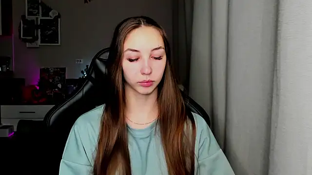 Snapshot of Sm0ly chatting on January 2026 02:37:01 AM Sm0ly online show from January 2026 02:37:01 AM