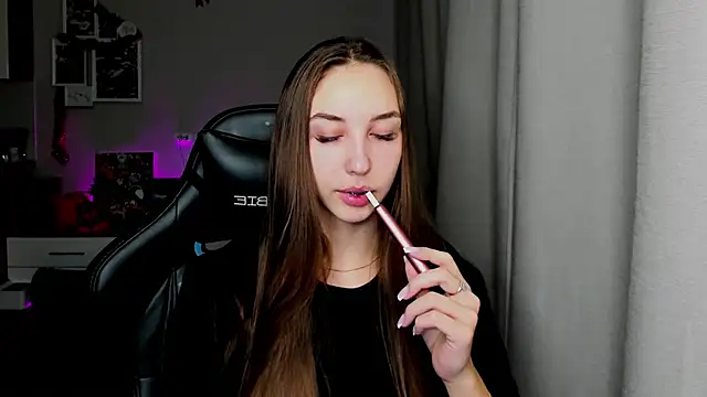 Snapshot of Sm0ly chatting on January 2026 02:51:01 AM Sm0ly online show from January 2026 02:51:01 AM