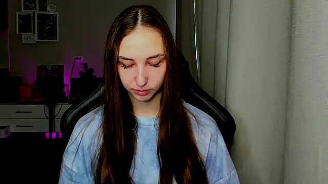 Sm0ly online show from May 2026 03:46:01 AM