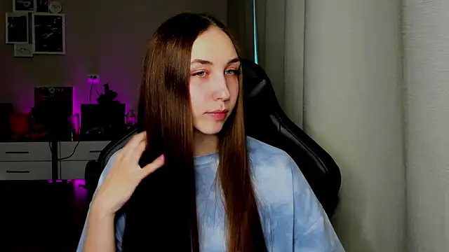 Sm0ly online show from June 2026 02:55:02 PM