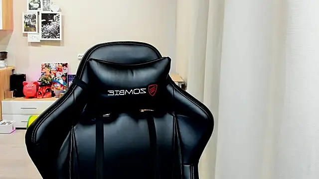 Snapshot of Sm0ly chatting on October 2025 02:19:01 AM Sm0ly online show from October 2025 02:19:01 AM