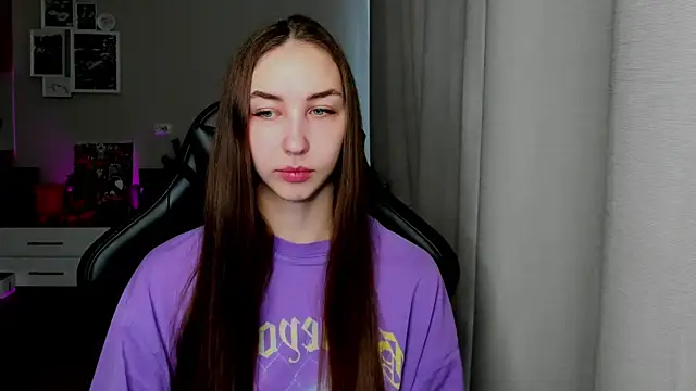 Sm0ly online show from May 2026 02:53:01 AM