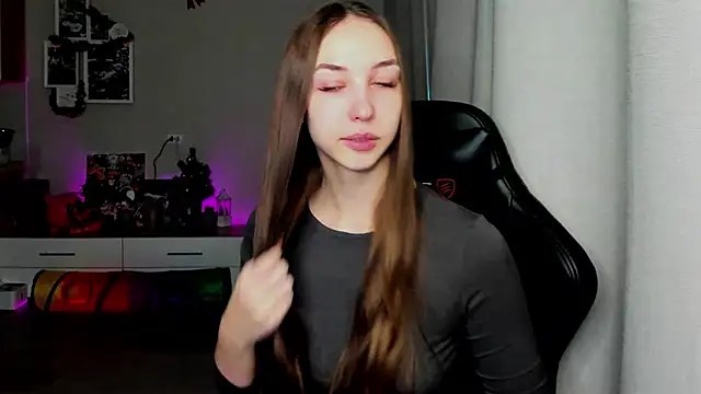 Snapshot of Sm0ly chatting on January 2026 02:48:02 AM Sm0ly online show from January 2026 02:48:02 AM