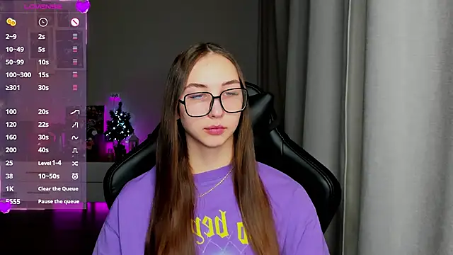 Sm0ly online show from January 2025 02:39:01 AM