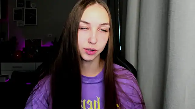 Sm0ly online show from September 2025 01:45:02 AM