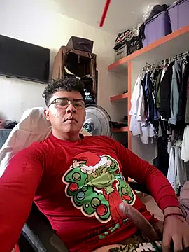 Snapshot of Parejasumisa27 chatting on December 2025 06:20:02 PM Parejasumisa27 online show from December 2025 06:20:02 PM