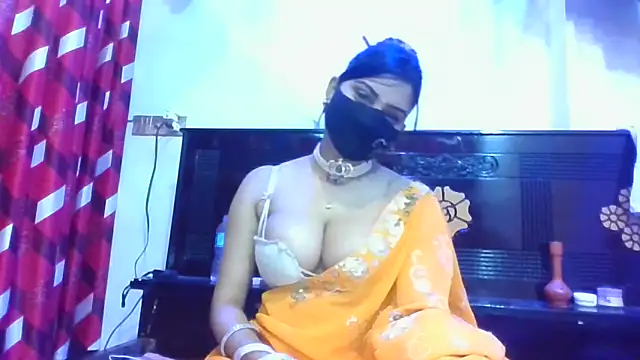 Snapshot of mariyaqueen chatting on March 2025 11:38:02 PM mariyaqueen online show from March 2025 11:38:02 PM