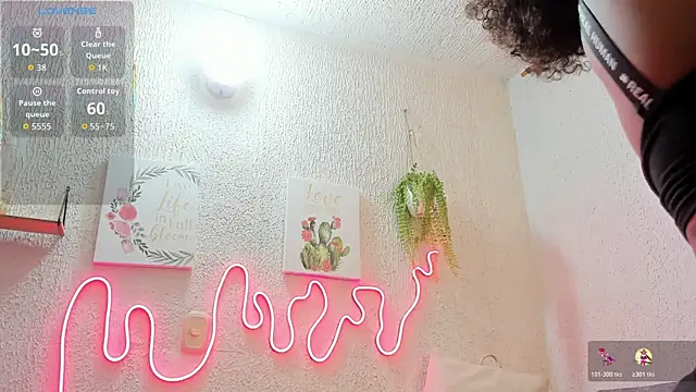 samanthaeliott22 online show from October 2025 01:48:01 AM